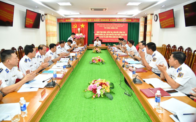 Chống buôn lậu trên biển tây nam: Siết chặt kiểm soát, xử lý hơn 400 vụ