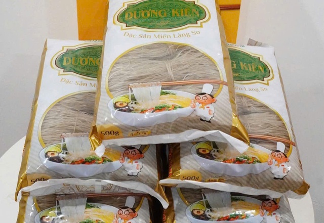 Miến dong Dương Ki&ecirc;n- Tinh hoa của l&agrave;ng nghề truyền thống. Ảnh: VGP/Thiện T&acirc;m