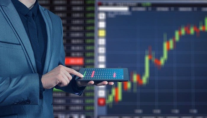 Khối ngoại tiếp tục bán ròng gần 1.000 tỷ đồng trong phiên giằng co ngày 4/5