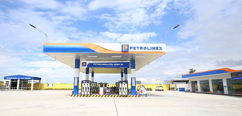 Cửa h&agrave;ng Xăng dầu của Petrolimex