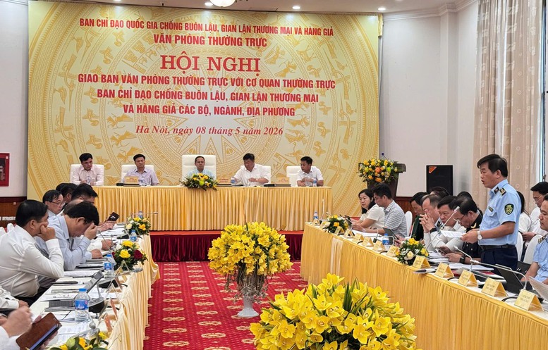 Khởi tố hình sự hơn 1.460 vụ liên quan buôn lậu, hàng giả trong 4 tháng