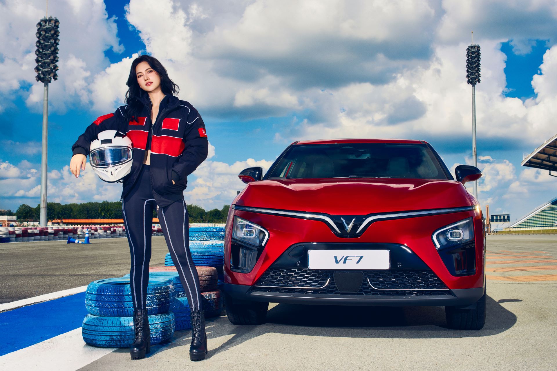 Chủ xe VinFast VF 7: Từ khi mua xe gần như chưa phải chi đồng nào