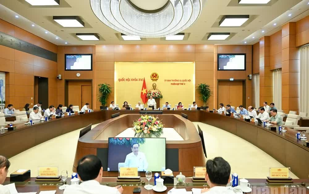 Công bố 22 Nghị quyết của Ủy ban Thường vụ Quốc hội khóa XVI