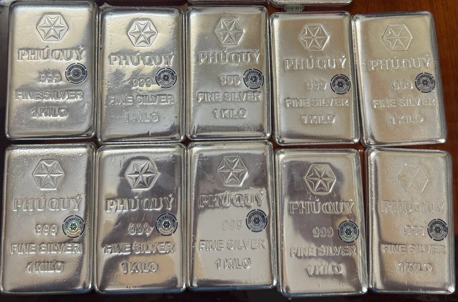 Giá bạc hôm nay 22/6: Giữ vùng cao, chờ cơ hội phục hồi