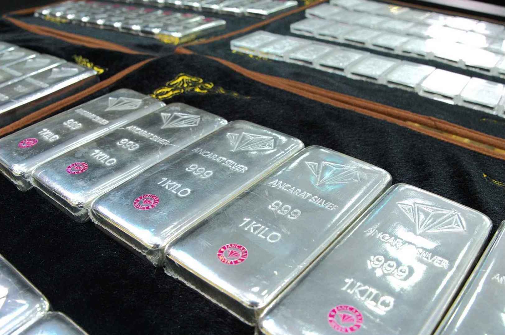 Giá bạc hôm nay 8/6: Lao dốc sau báo cáo việc làm Mỹ
