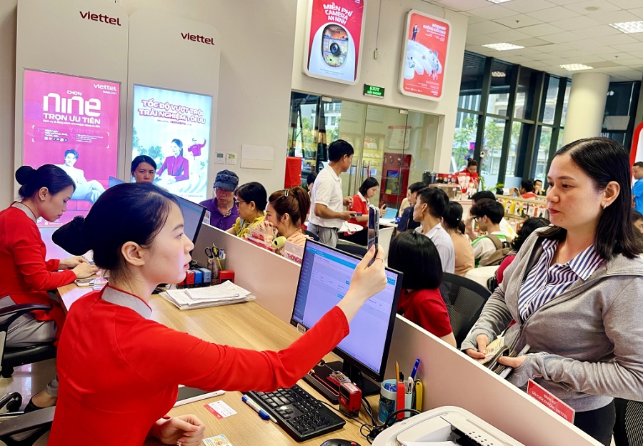 Tung loạt ưu đãi, các nhà mạng đua nước rút thúc đẩy người dân chuẩn hóa thông tin thuê bao