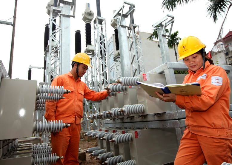 Cao điểm nắng nóng 2026: EVN triển khai nhiều giải pháp bảo đảm cung cấp điện, hướng dẫn tiết kiệm điện