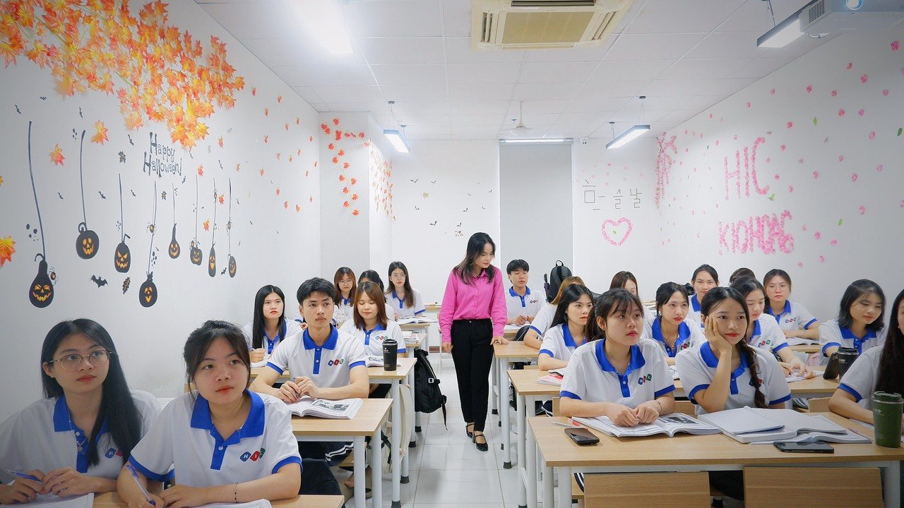 Đề xuất “mở cửa” ngoại ngữ trong trường nghề: Không chỉ học tiếng Anh, có thể chọn tiếng Trung, Nhật, Hàn