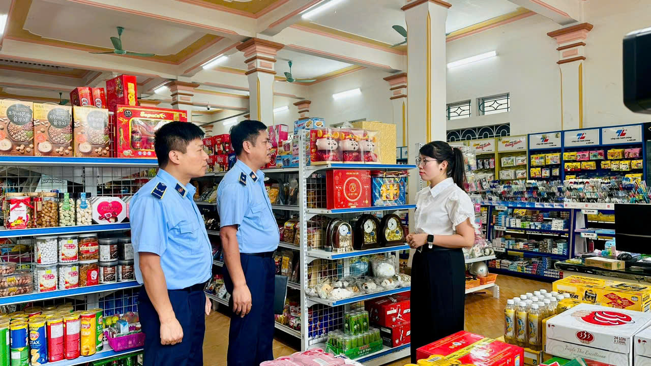 Lào Cai tiếp tục tăng cường đấu tranh, ngăn chặn và xử lý hành vi xâm phạm quyền sở hữu trí tuệ