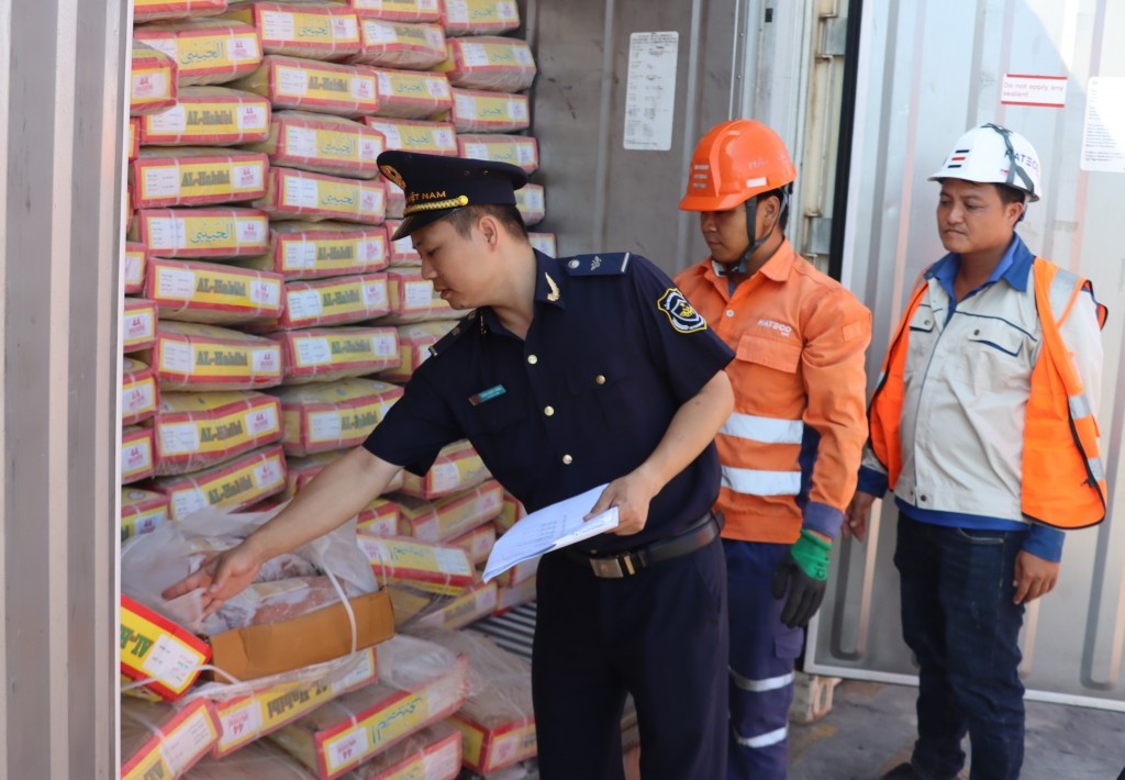 Hải quan khu vực III: Phát hiện, bắt giữ nhiều vụ vi phạm pháp luật hải quan