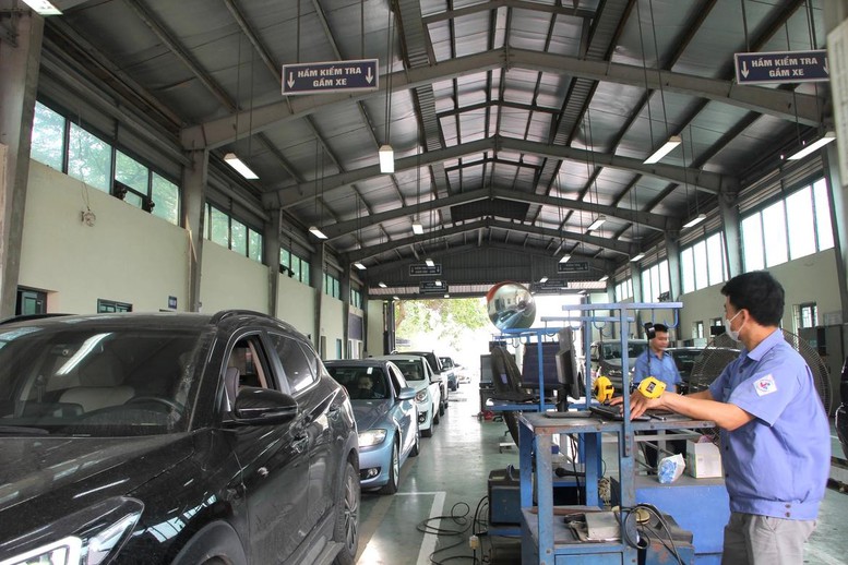 Rút ngắn thời gian cấp giấy chứng nhận kiểm định phương tiện từ 1/6