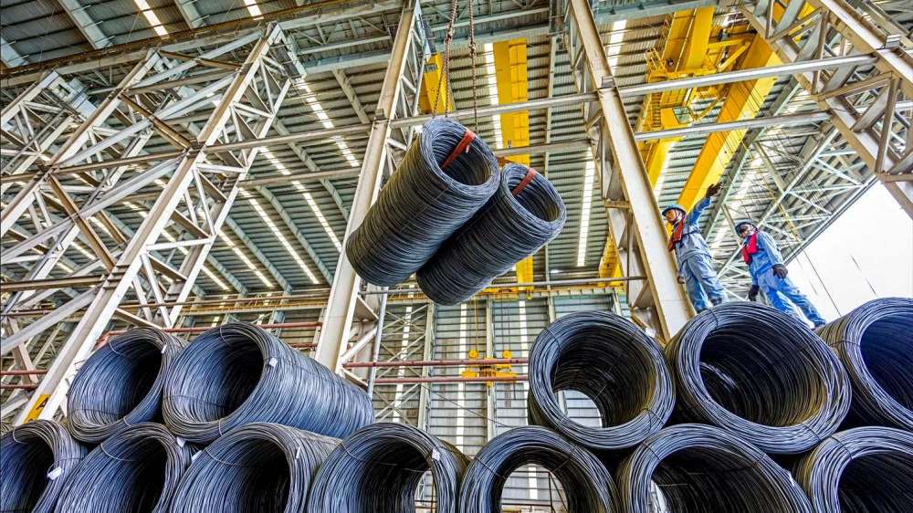 Giá thép hôm nay ngày 28/5: Nhu cầu tiêu thụ chậm kéo giá lao dốc