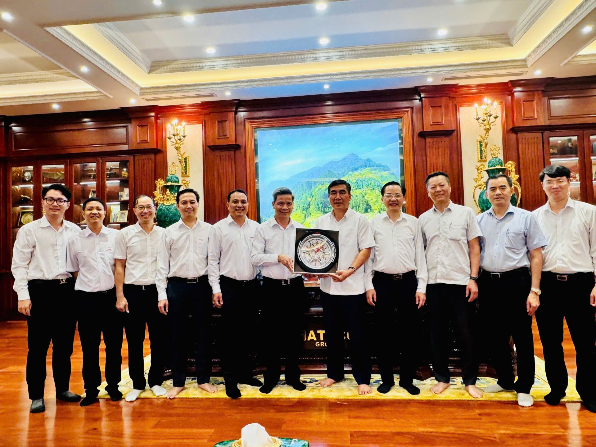 Vinachem làm việc với Tập đoàn Hateco về cung ứng sản phẩm cao su kỹ thuật cho Cảng Liên Chiểu