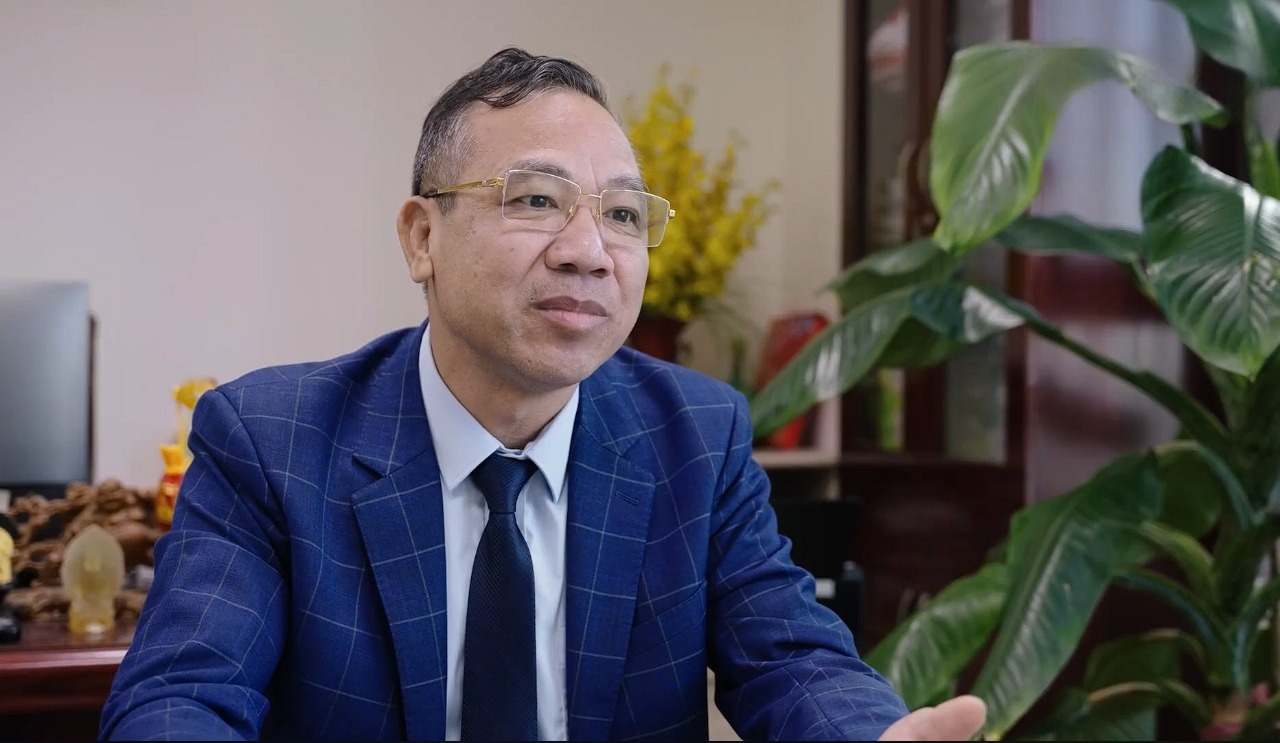 &Ocirc;ng L&ecirc; Văn Toản - Chủ tịch HĐQT C&ocirc;ng ty CP Dịch vụ Quản l&yacute; Bất động sản T&acirc;n Phong chia sẻ bản th&acirc;n lu&ocirc;n coi chất lượng phục vụ l&agrave; nền tảng tạo dựng uy t&iacute;n doanh nghiệp.