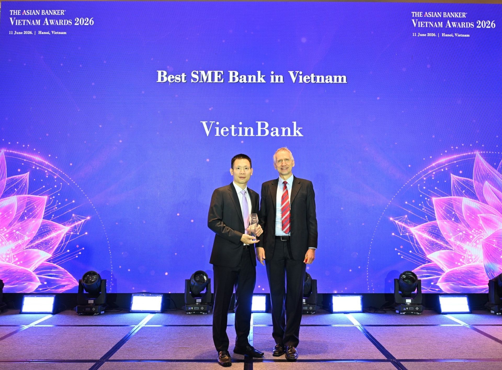 Thương hiệu VietinBank tỏa sáng với 6 năm liên tiếp dẫn đầu mảng SME