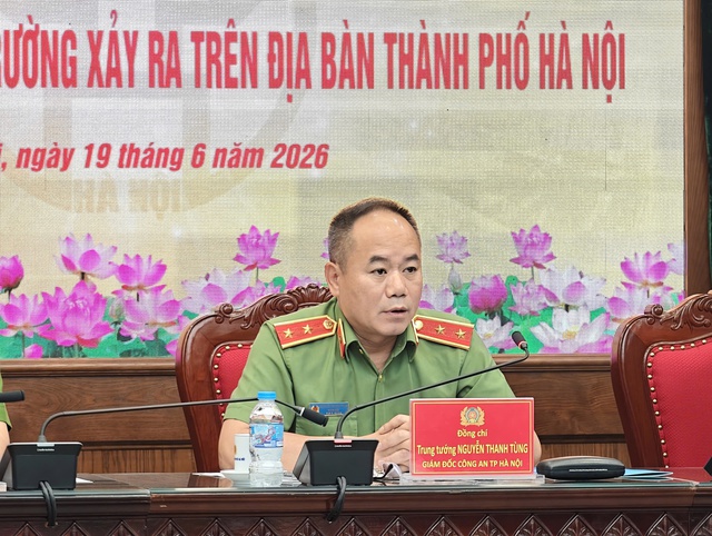 Trung tướng Nguyễn Thanh T&ugrave;ng, Gi&aacute;m đốc C&ocirc;ng an TP H&agrave; Nội: "Việc đưa thực phẩm k&eacute;m chất lượng, thậm ch&iacute; l&agrave; h&ocirc;i thối, ra thị trường l&agrave; h&agrave;nh vi "kh&ocirc;ng thể chấp nhận được". Ảnh: VGP/Minh Anh