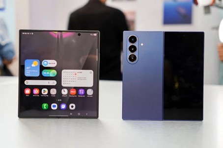Giảm sốc hơn chục triệu, Galaxy Z Fold7 "chạm đáy" trước giờ G thế hệ mới ra mắt