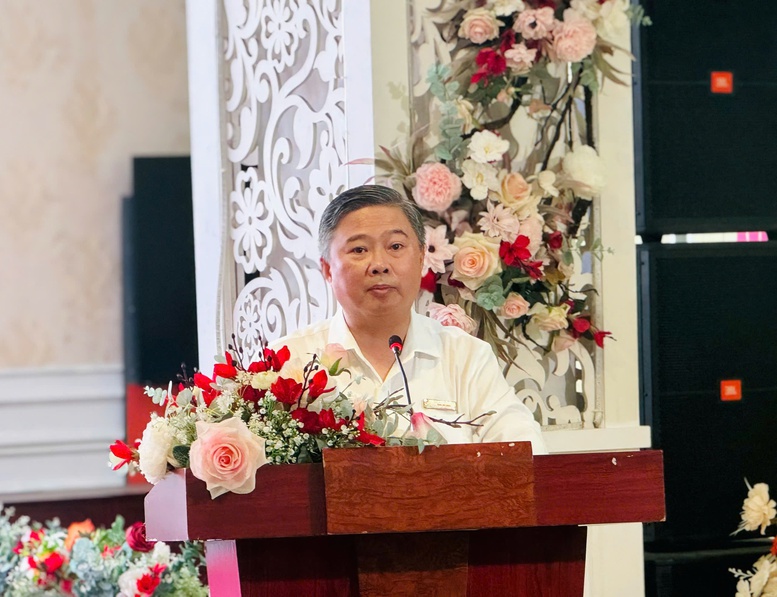 &Ocirc;ng Đặng Huy Hồng, Gi&aacute;m đốc Trung t&acirc;m Lao động ngo&agrave;i nước (Bộ Nội vụ) ph&aacute;t biểu khai mạc Hội nghị - Ảnh: VGP/Thu Giang