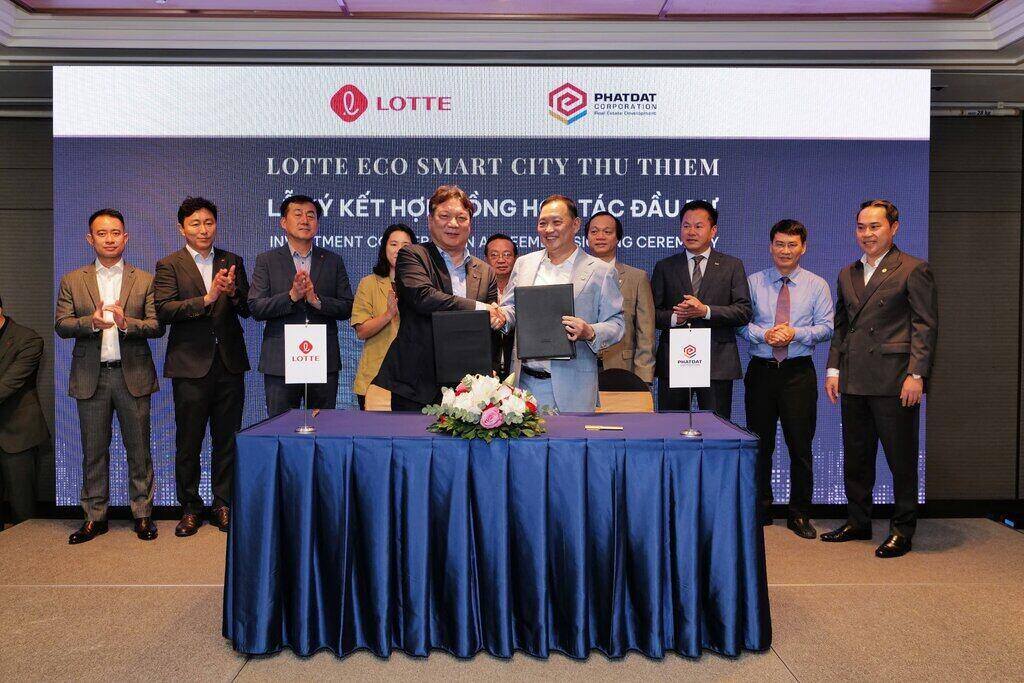 Lễ k&yacute; kết Hợp đồng Hợp t&aacute;c Đầu tư dự &aacute;n Lotte Eco Smart City Thu Thiem. Ảnh: PDR