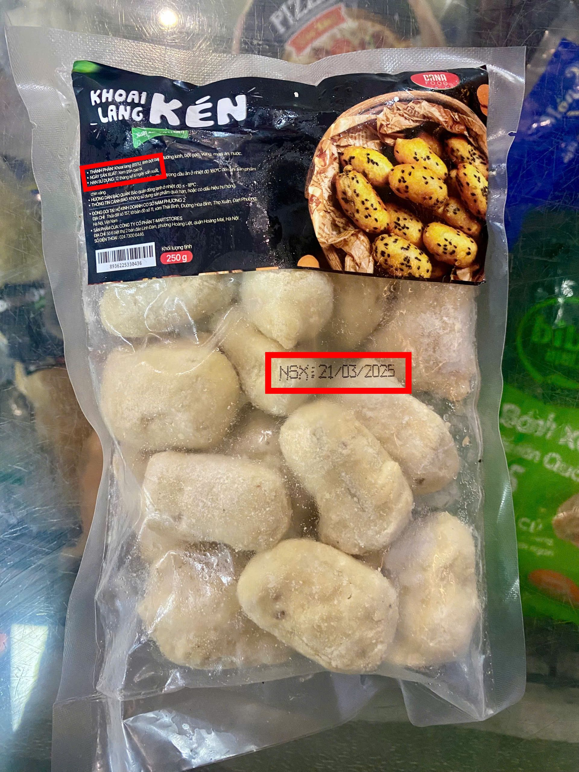 Tại cơ sở T-Mart 47 T&acirc;n Xu&acirc;n, ph&oacute;ng vi&ecirc;n ghi nhận sản phẩm 