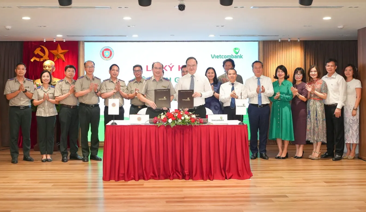 Vietcombank hợp tác với Cục Quản lý Thi hành án dân sự, đẩy mạnh chuyển đổi số