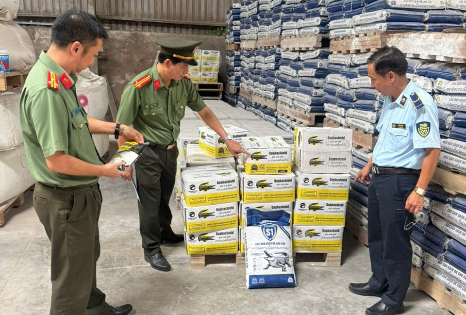 Ban Chỉ đạo 389 Bộ Công Thương: Buôn lậu, gian lận thương mại và hàng giả vẫn phức tạp