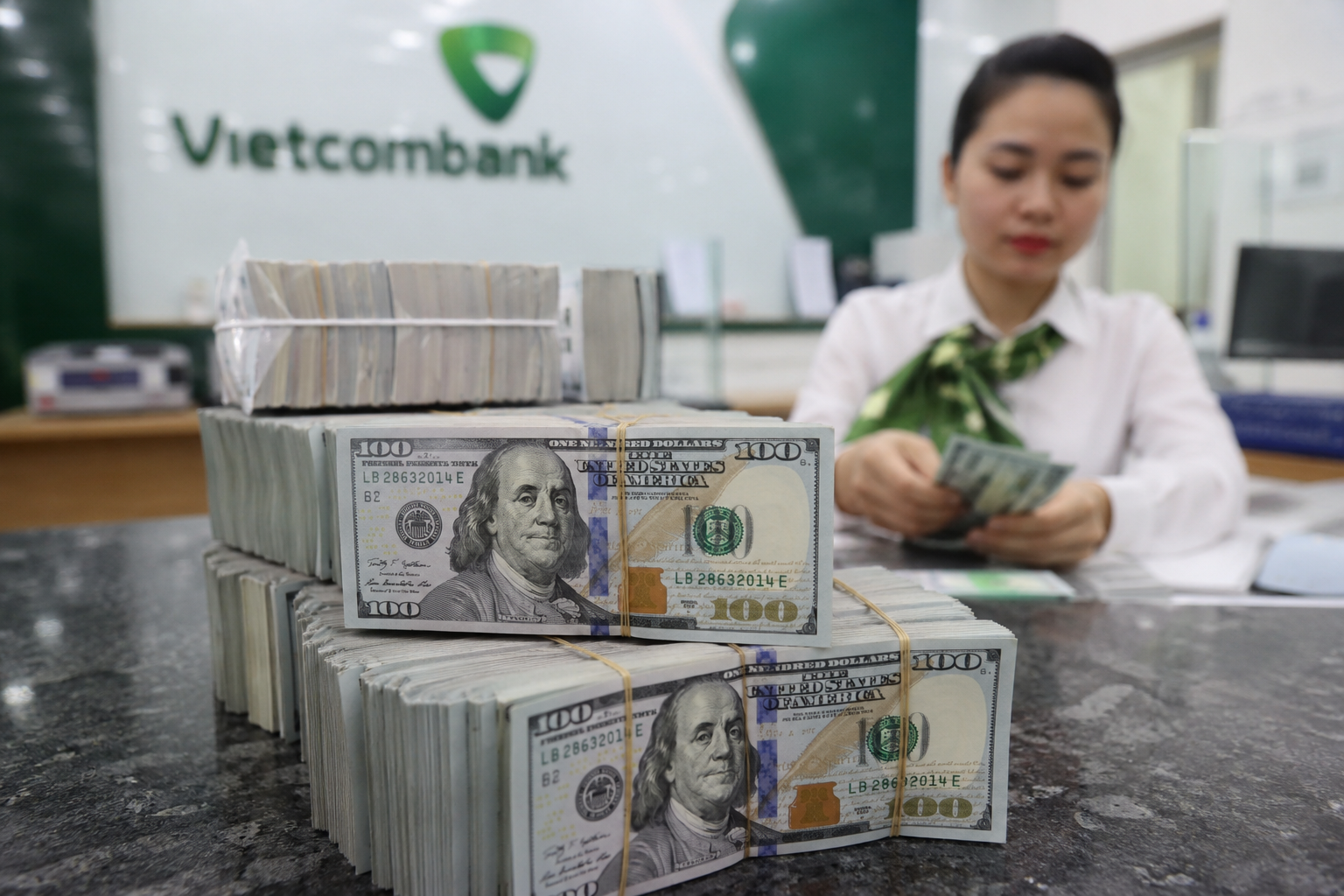 Tỷ giá USD hôm nay 2/7: Giữ đà tăng