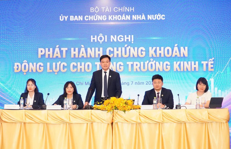 Phát hành chứng khoán - Động lực thúc đẩy tăng trưởng kinh tế