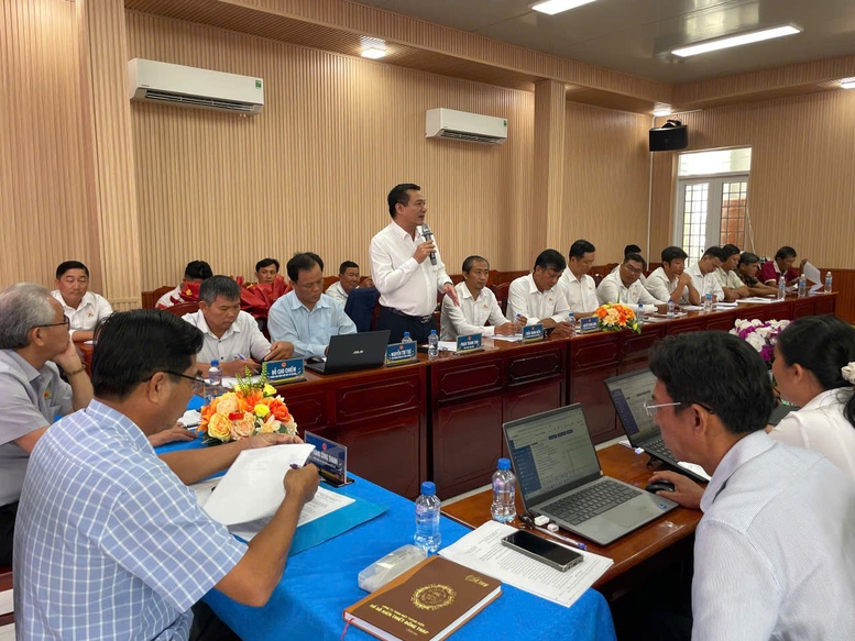 C&aacute;c đại biểu trao đổi giải ph&aacute;p tổ chức thực hiện hiệu quả Đề &aacute;n 1 triệu ha l&uacute;a, tăng cường li&ecirc;n kết giữa ch&iacute;nh quyền, doanh nghiệp v&agrave; n&ocirc;ng d&acirc;n ngay từ cấp cơ sở - Ảnh: VGP/LS
