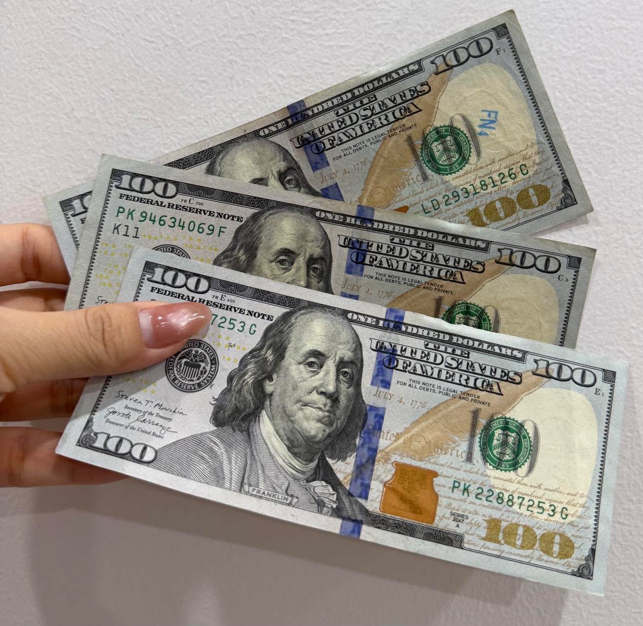 Tỷ giá USD hôm nay 5/7: Đồng USD đi ngang, DXY giữ trên mốc 100 điểm