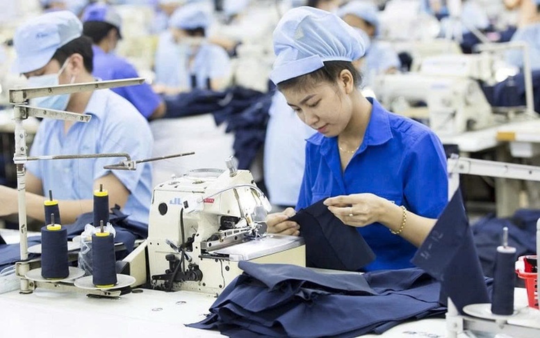 Lợi thế lao động giá rẻ dần mất, các ngành xuất khẩu chủ lực đối mặt sức ép mới