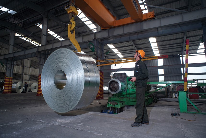 Giá thép hôm nay 8/7: Giảm trước áp lực tiêu thụ yếu