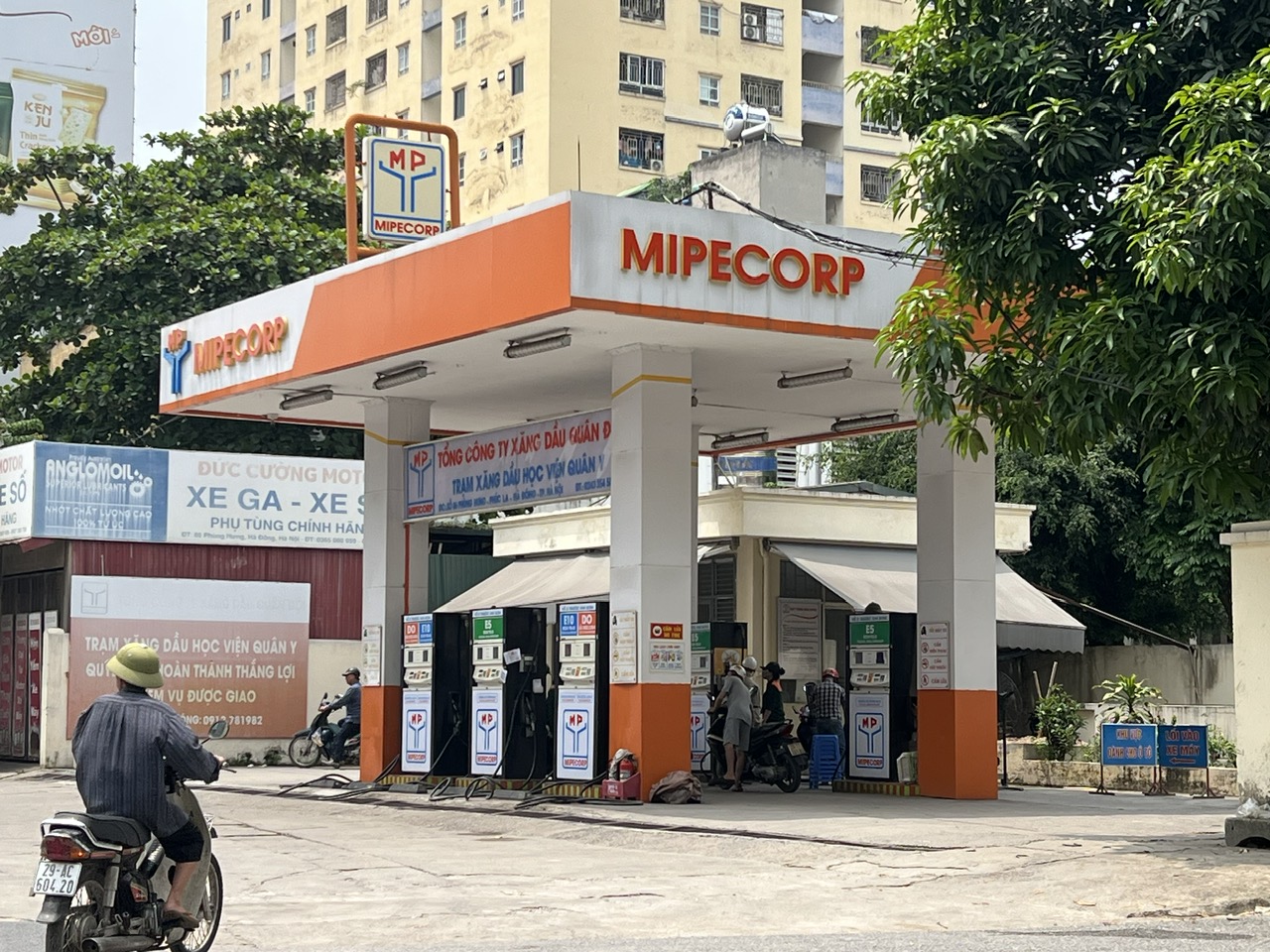 Giá xăng dầu chiều 9/7: Xăng giảm còn 20.000 đồng/lít