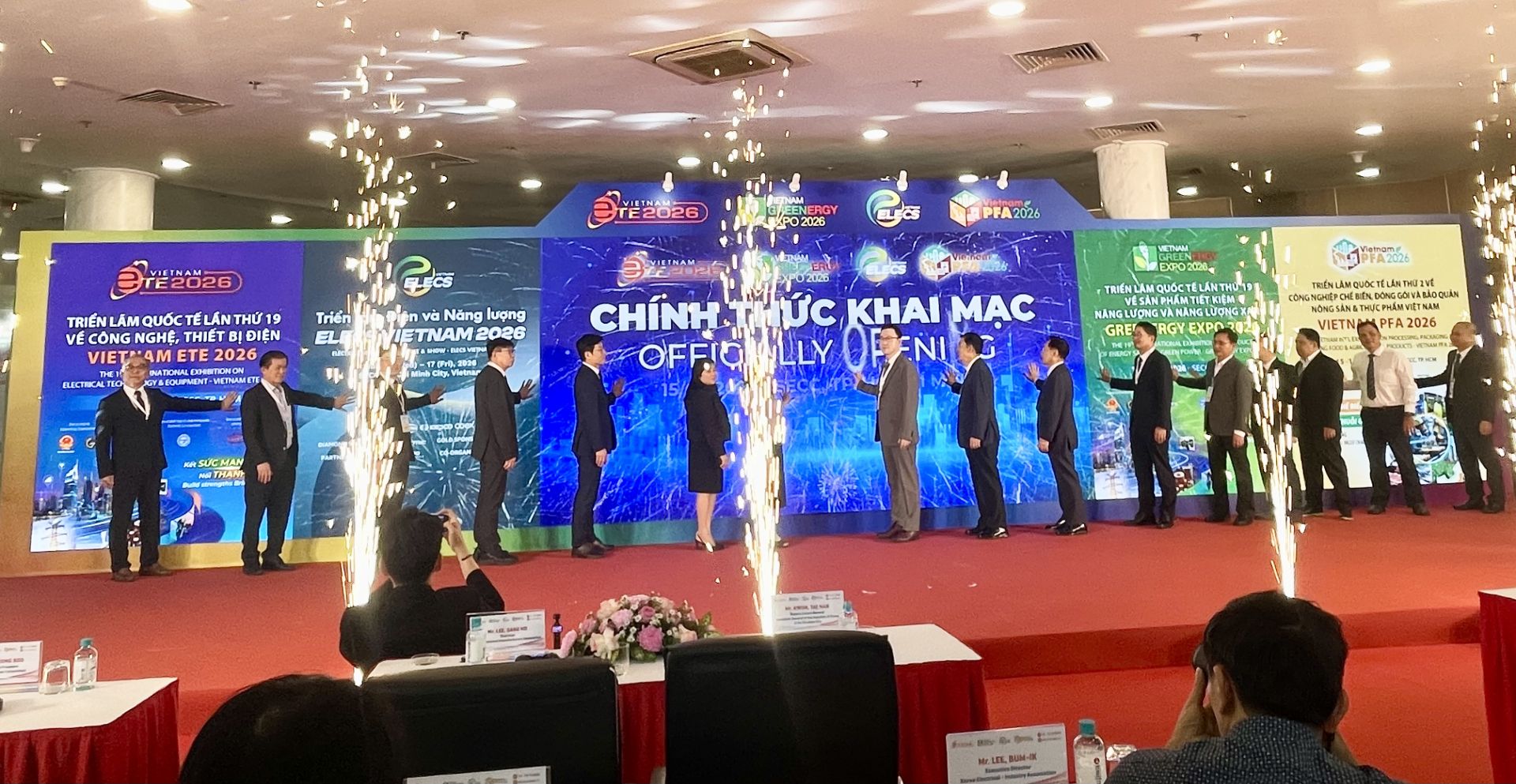 TP. HCM: Chính thức Khai mạc Triển lãm Vietnam ETE & Greenergy Expo 2026