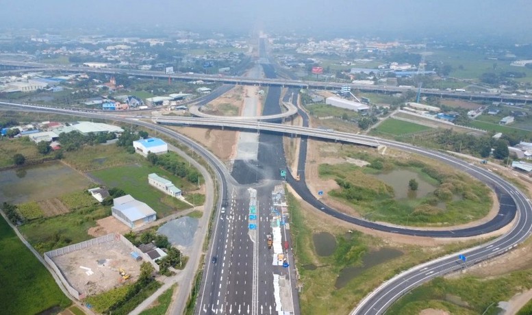 Nhiều hạng mục tại n&uacute;t giao cuối tuyến thuộc dự &aacute;n V&agrave;nh đai 3 đoạn qua T&acirc;y Ninh đ&atilde; cơ bản ho&agrave;n th&agrave;nh