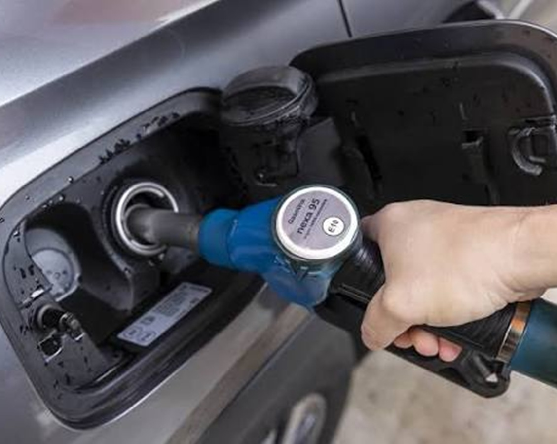 Toyota và BMW bắt tay thử nghiệm xăng tái tạo nhằm giải cứu động cơ đốt trong tại châu Âu