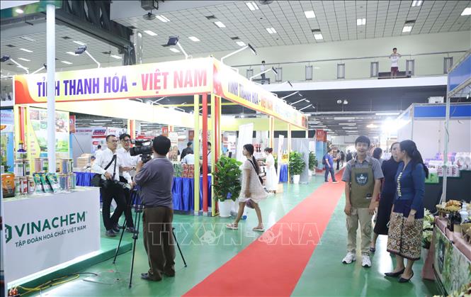 Kim ngạch thương mại song phương Việt Nam - Lào hướng tới cột mốc chiến lược 10 tỷ USD