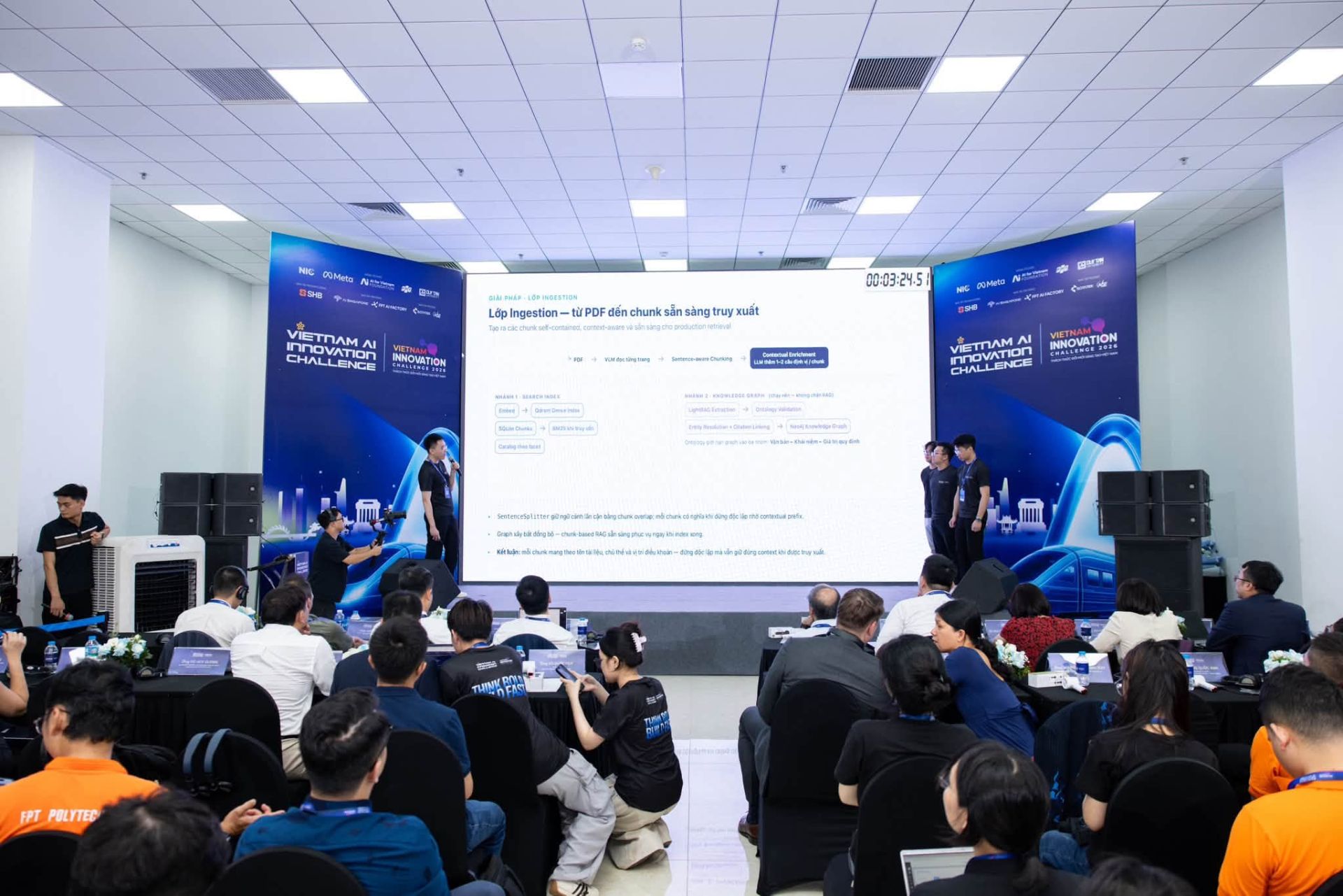 Viet Nam AI Innovation Challenge 2026 đ&atilde; thu h&uacute;t gần 1.500 th&iacute; sinh thuộc 340 đội thi tham gia tranh t&agrave;i
