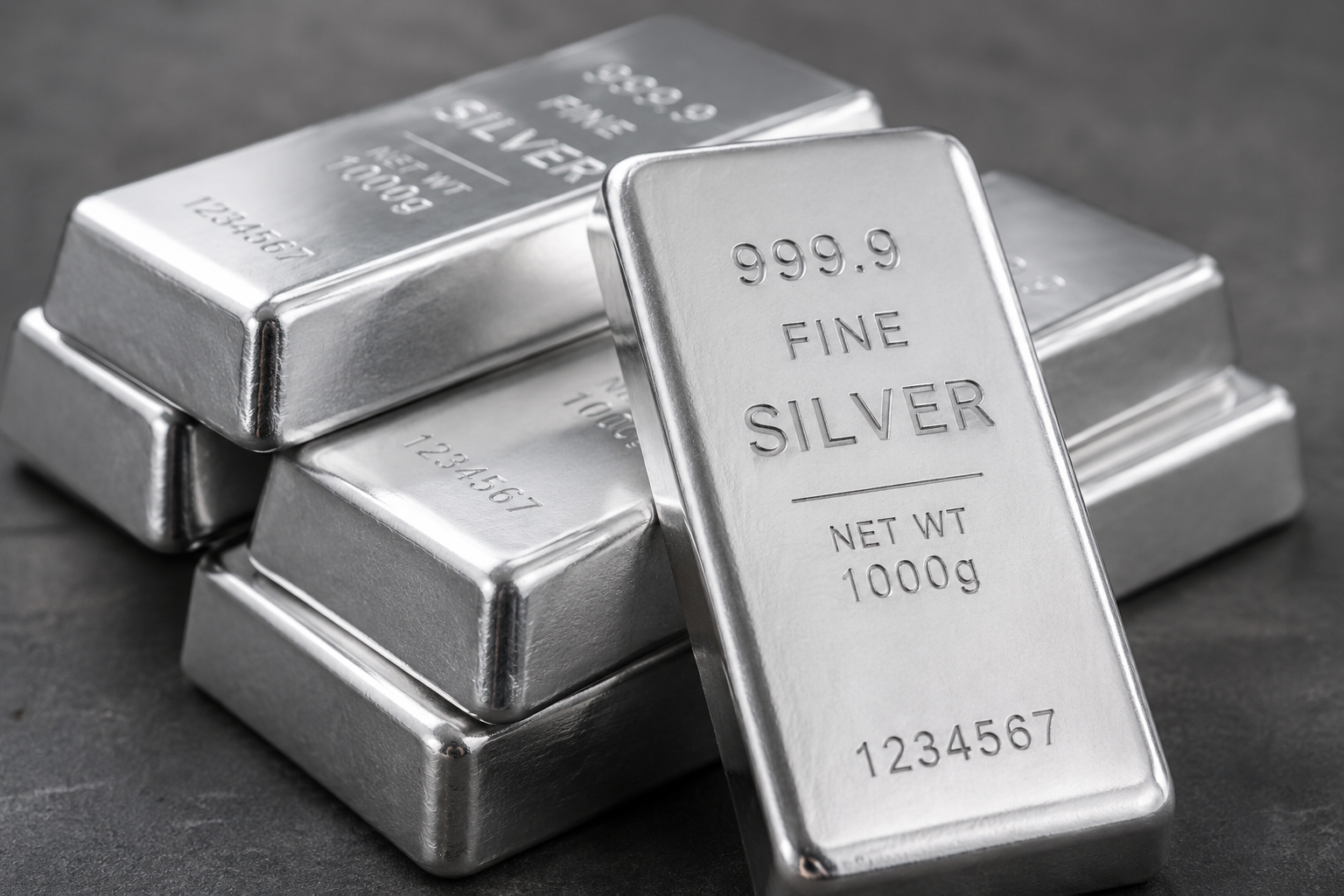Giá bạc hôm nay 21/7: Phục hồi trở lại