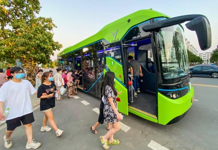 Tuyến buýt điện 0 đồng Hà Nội - Hạ Long đổi cách đăng ký