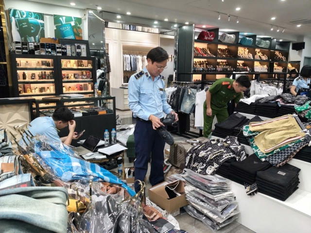 Siết chặt quản lý thị trường, bảo vệ quyền lợi người tiêu dùng