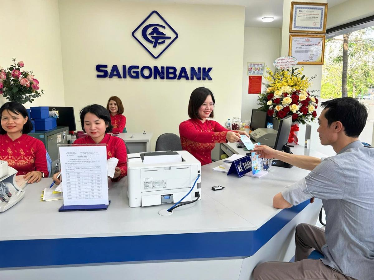Saigonbank báo lỗ quý II, lợi nhuận lao dốc 72%