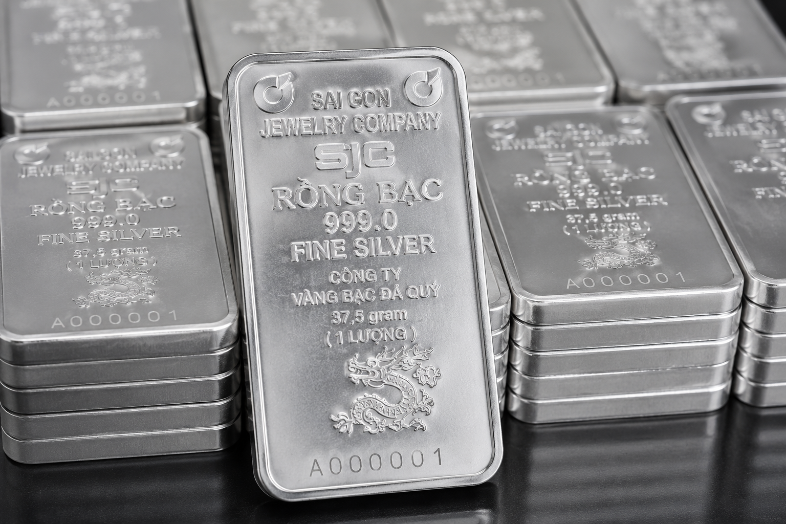 Giá bạc hôm nay 28/7: Đồng loạt tăng