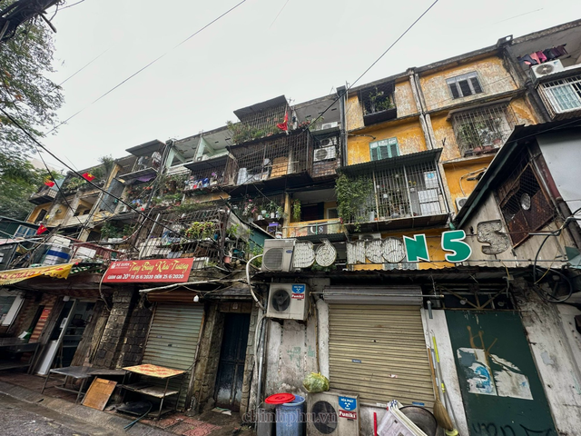 Hà Nội đẩy nhanh cải tạo, xây dựng lại 8 khu chung cư cũ