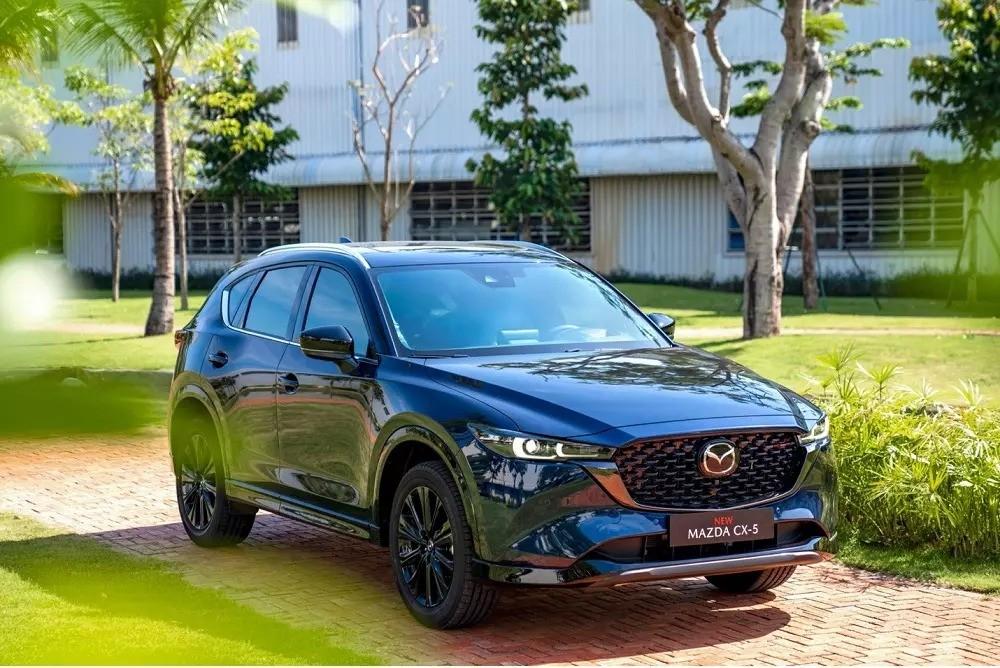 Mazda CX-5 đang được nhiều đại l&yacute; giảm gi&aacute; xuống c&ograve;n từ 666 triệu đồng. Ảnh: Internet
