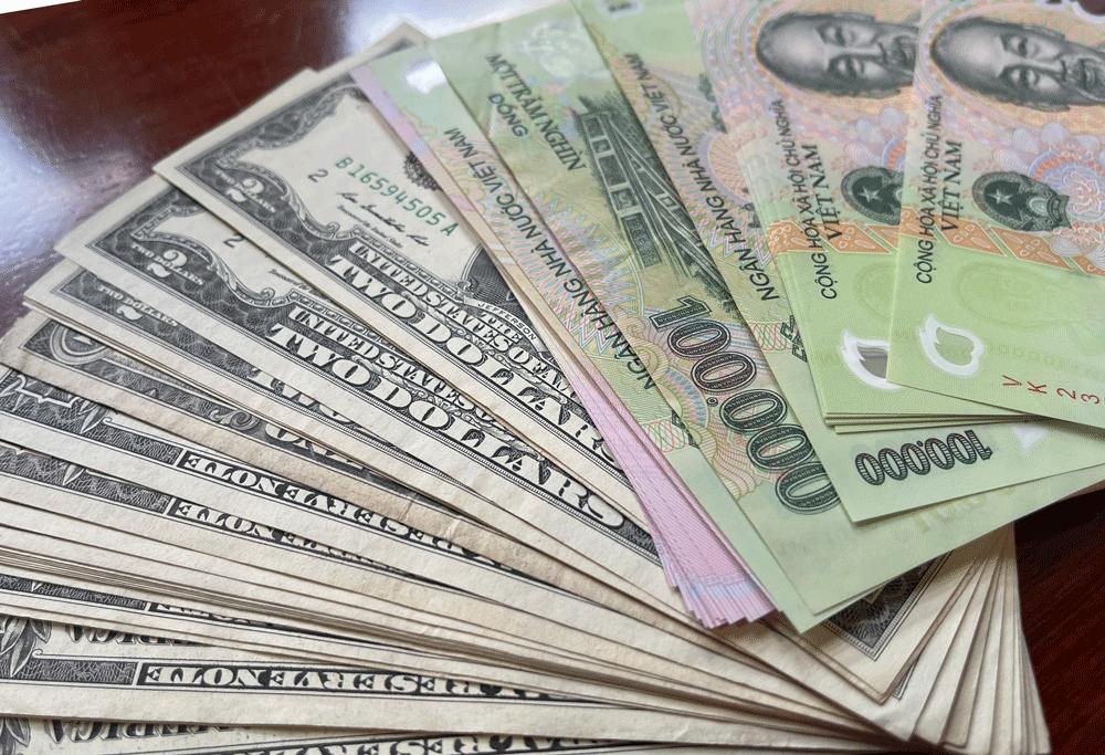 Tỷ giá USD hôm nay 16/8: DXY dưới mốc 100