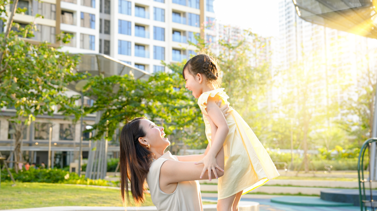 Với Masterise Homes, gi&aacute; trị của một bất động sản kh&ocirc;ng chỉ được tạo n&ecirc;n từ chất lượng của một c&ocirc;ng tr&igrave;nh, m&agrave; c&ograve;n được bồi đắp bởi sự đồng h&agrave;nh của nh&agrave; ph&aacute;t triển trong suốt h&agrave;nh tr&igrave;nh sở hữu.