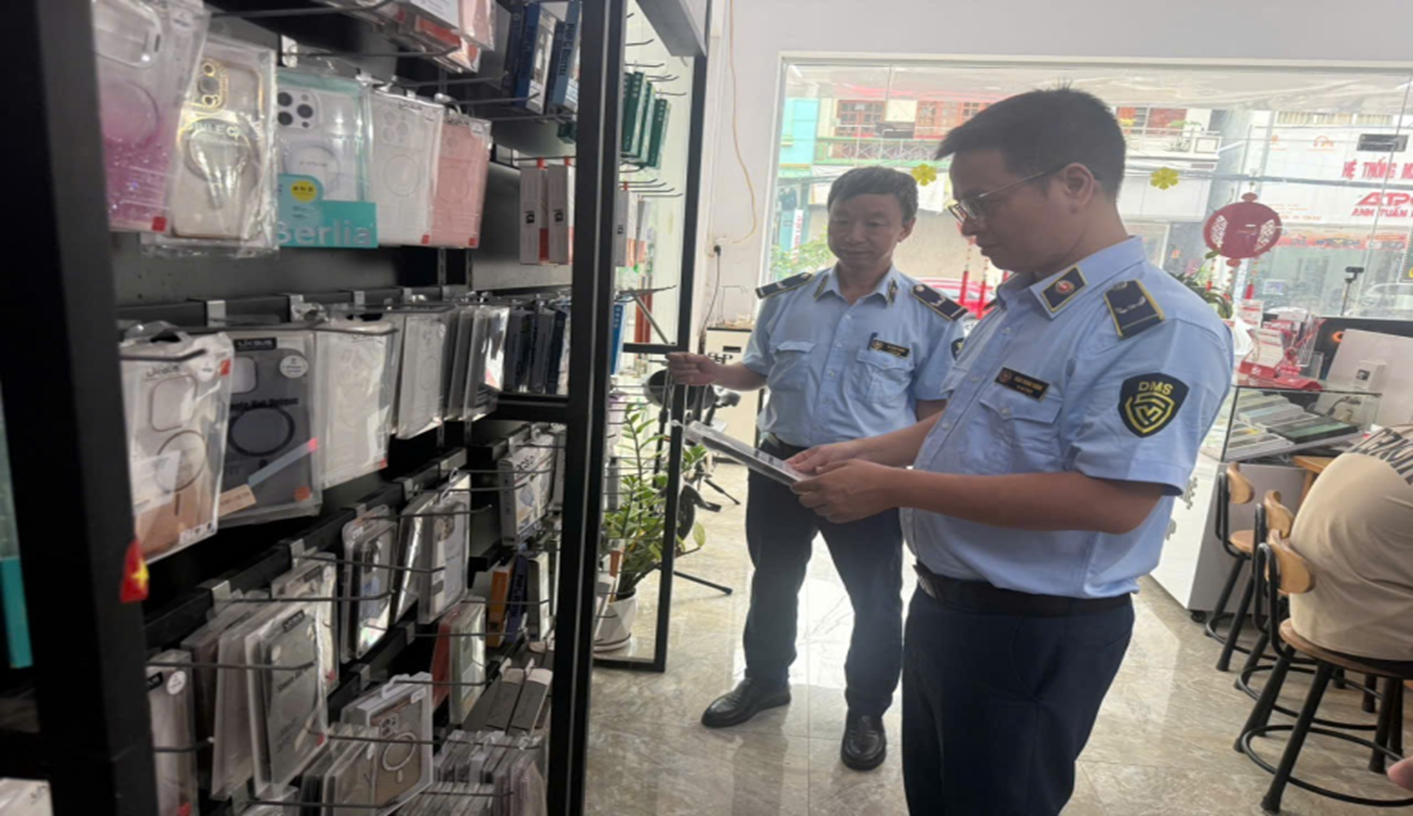 Lào Cai xử lý 83 vụ vi phạm thương mại trong tháng 7