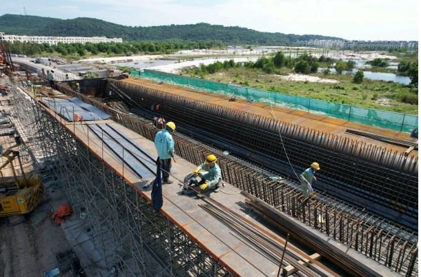 Sun Group: Tăng tốc thi công ngày đêm tuyến đường sắt nhẹ Phú Quốc phục vụ Hội nghị cấp cao APEC 2027