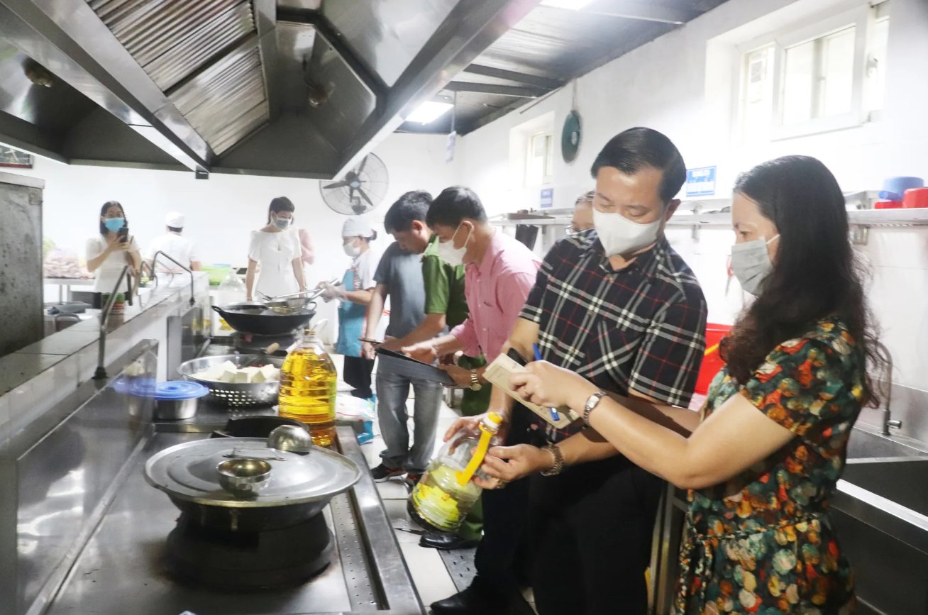 Hà Nội:  Nỗi lo' về vệ sinh an toàn thực phẩm vẫn hiện hữu